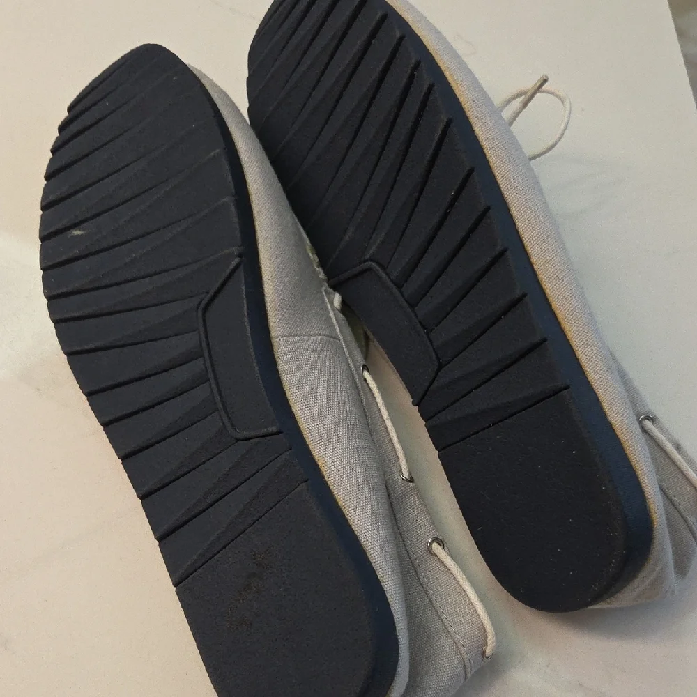 Women's Light Gray‎ Slip-On Loafers with Bow - Picture 5 of 5